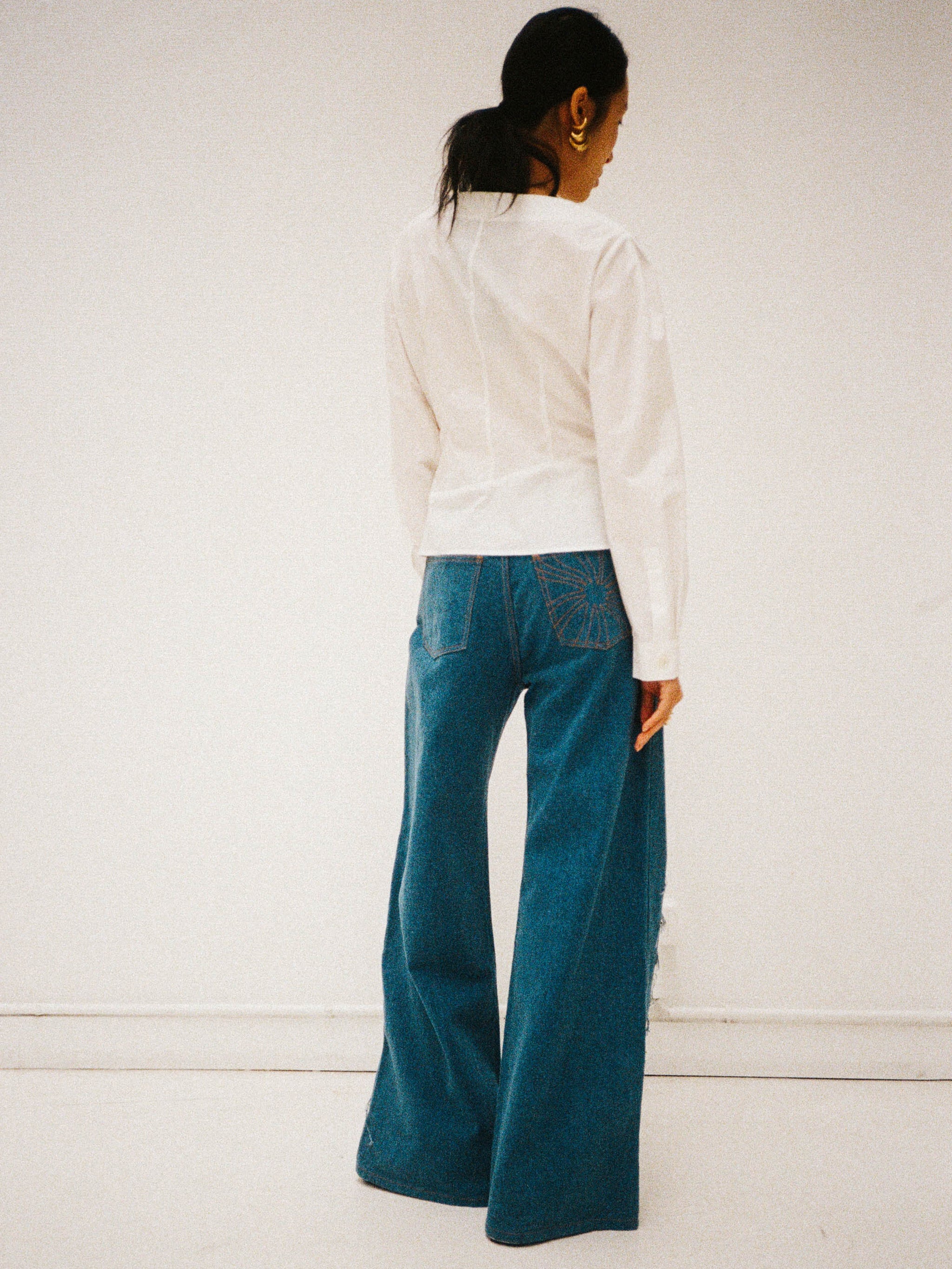 Twist Shirt - White